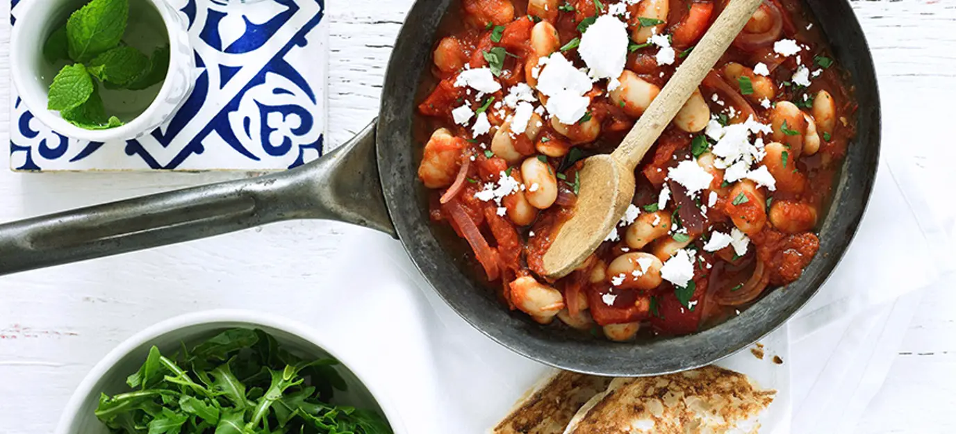 Butter beans with rocket - Greek style Butter beans with rocket - Greek style
