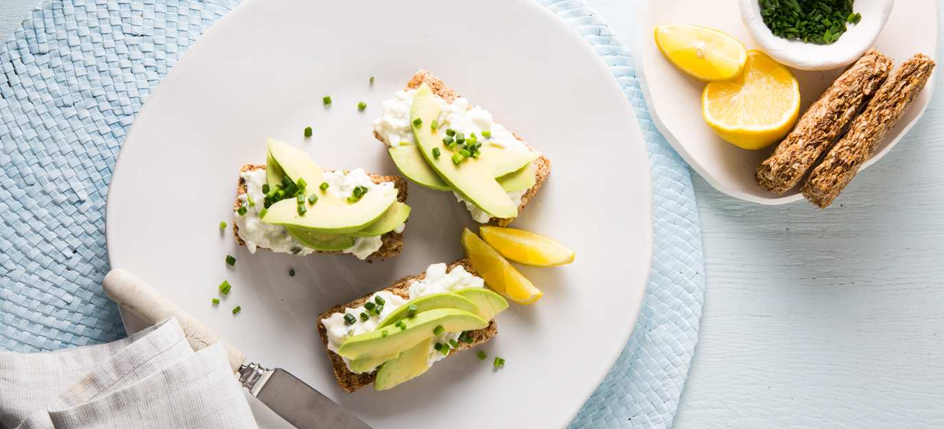 Avocado and cottage cheese on Weet-Bix™ Avocado and cottage cheese on Weet-Bix™