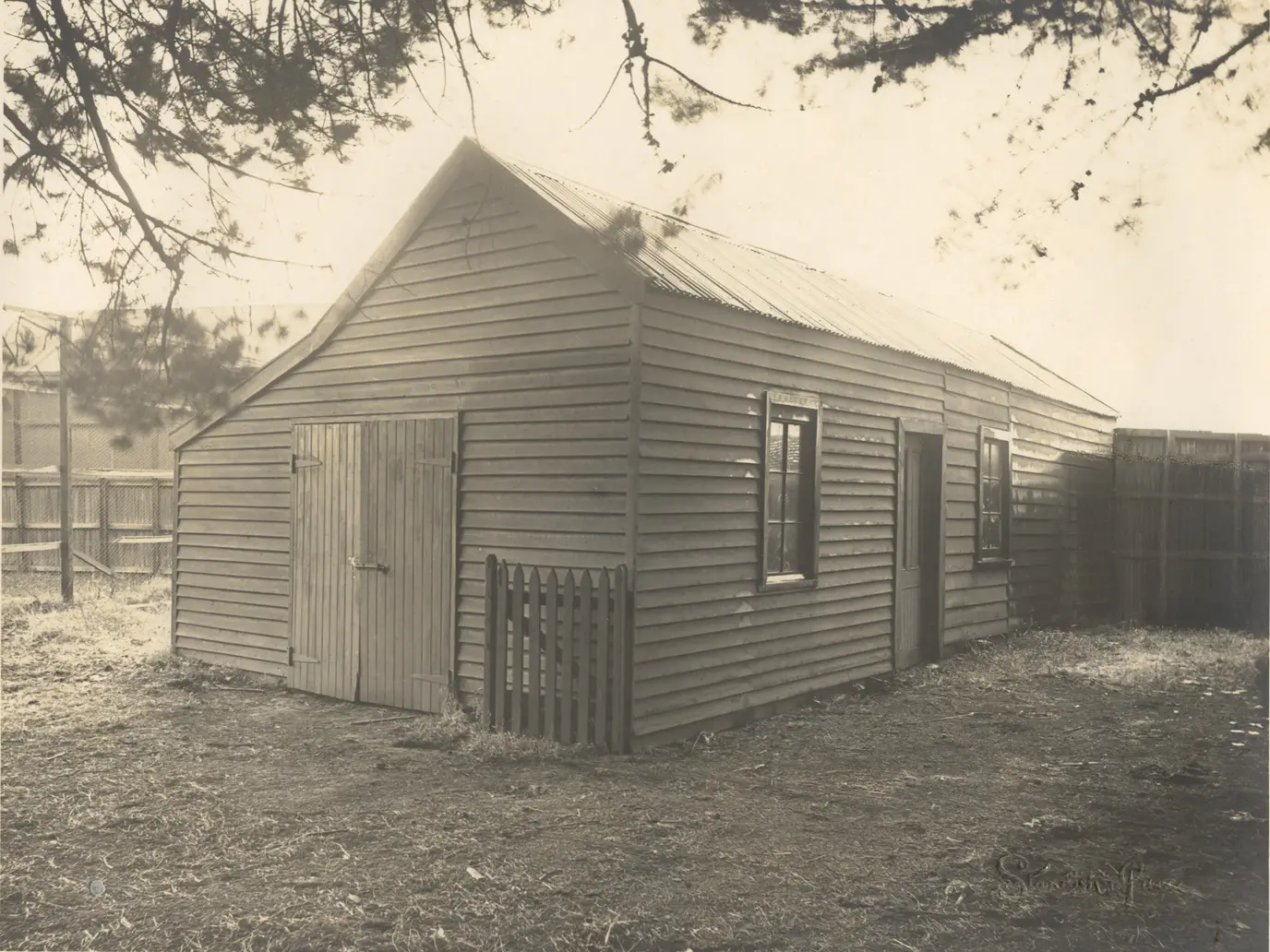 Image: 1900