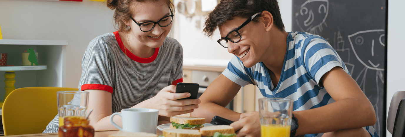 How to talk to your teen about healthy eating