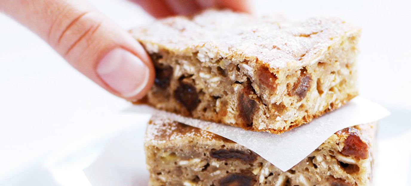 Banana oat bars