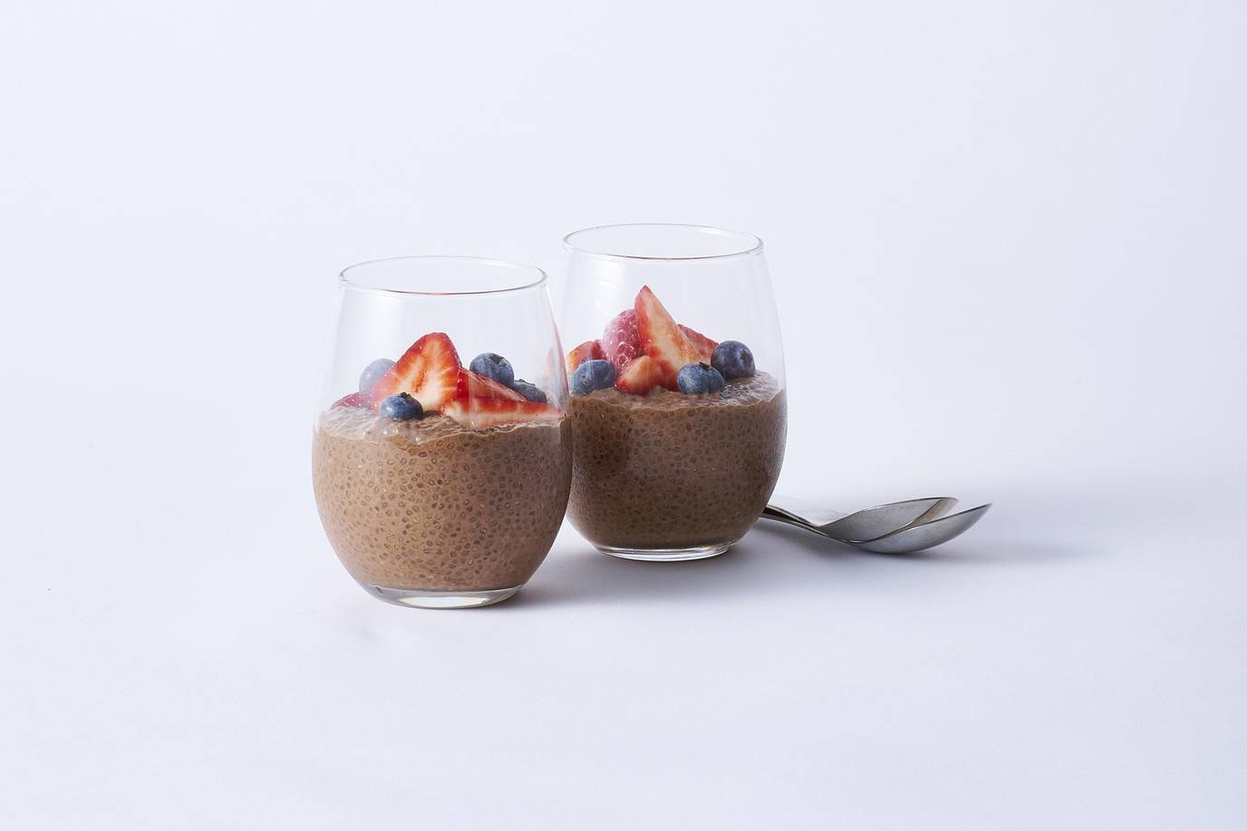 Cacao chia pudding