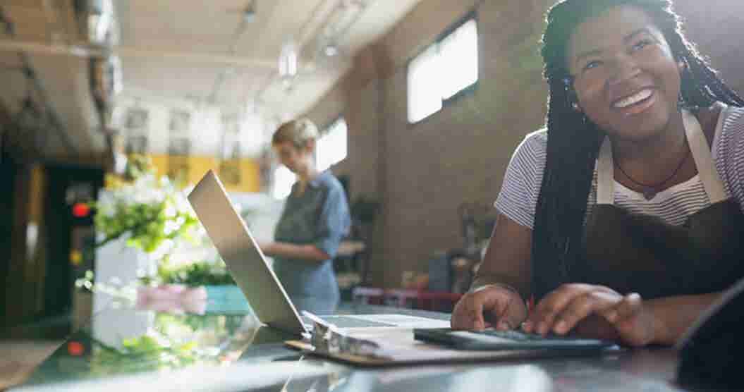 Tips to Manage Your Cashflow & Pay Off Your Debt