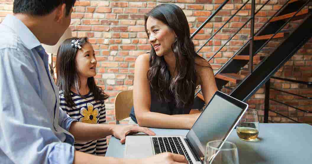 Whether you’re applying for a credit card or simply checking your credit score, it’s important to know the difference between a hard inquiry and soft inquiry.
