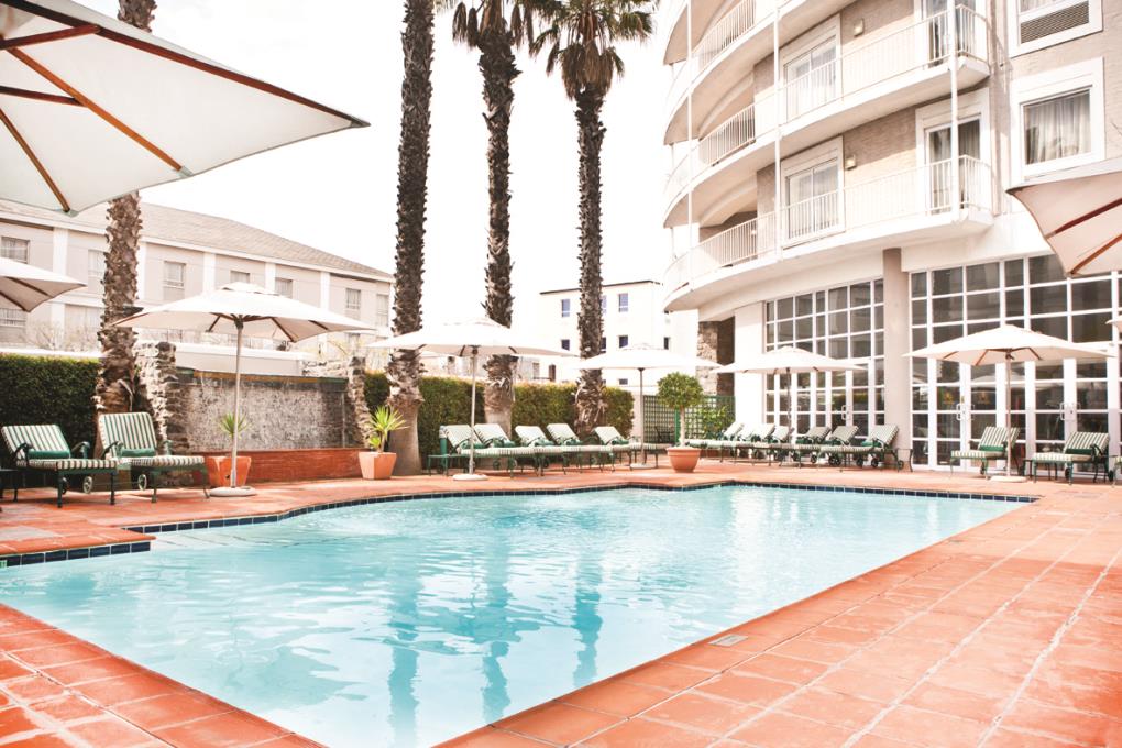 Venue - commodore-pool-copy