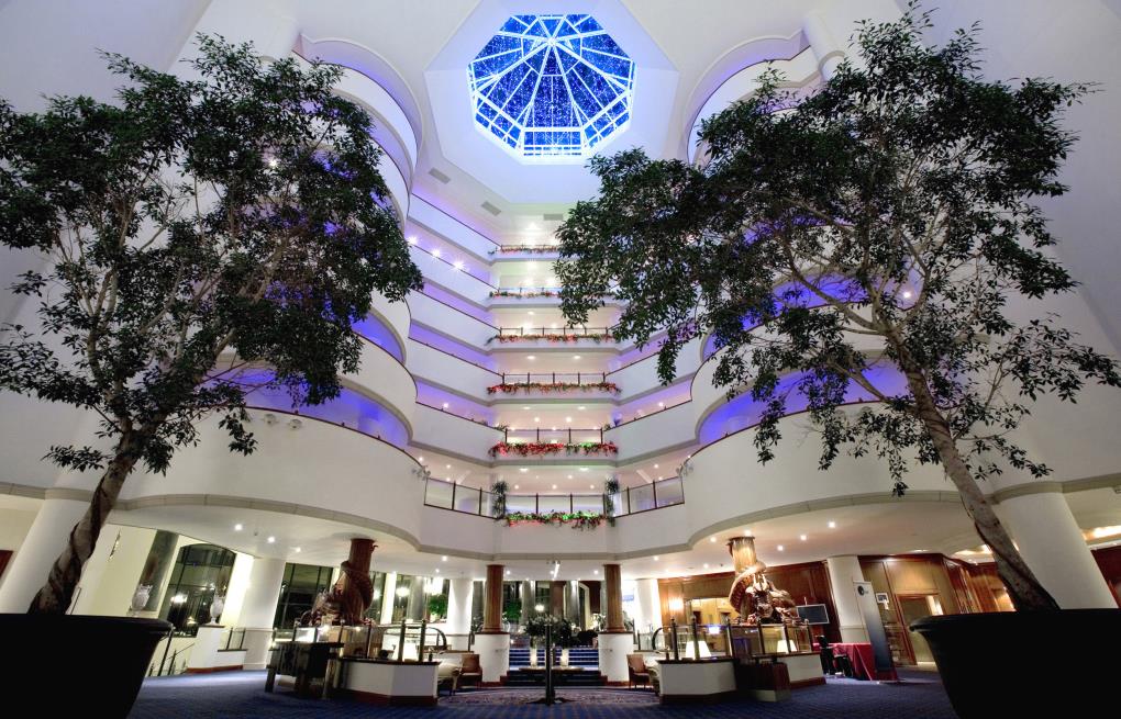 celtic-manor : resorthotelatrium