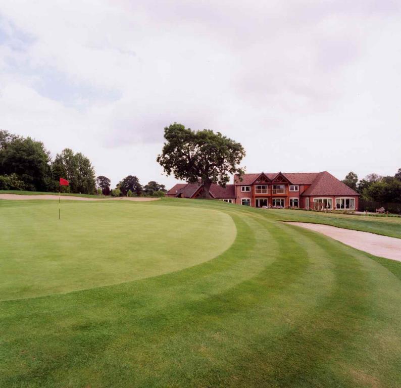 Venue - henley-golf-and-country-club : 211125-311
