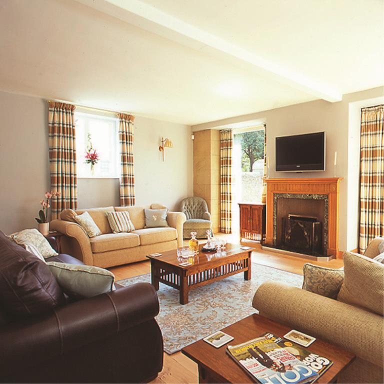 Venue - north-berwick-golf-lodge : living-area-at-north-berwick-golf-lodge