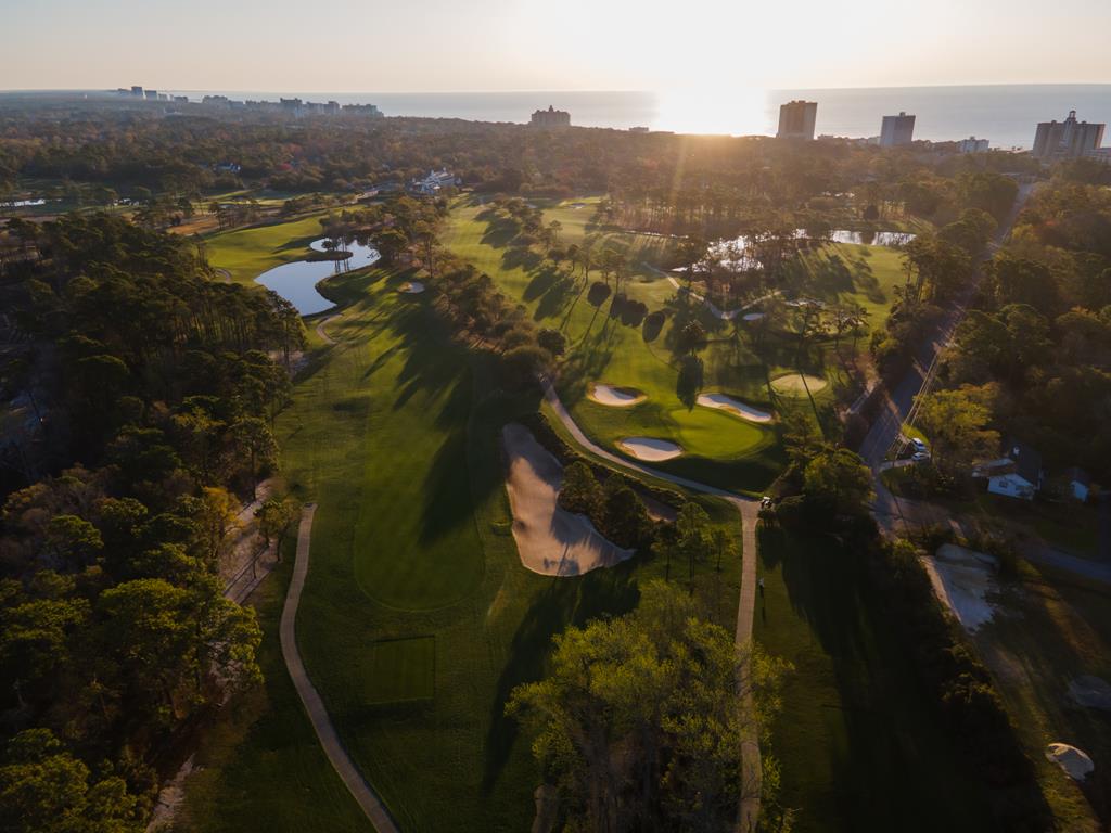 Pine Lakes Country Club