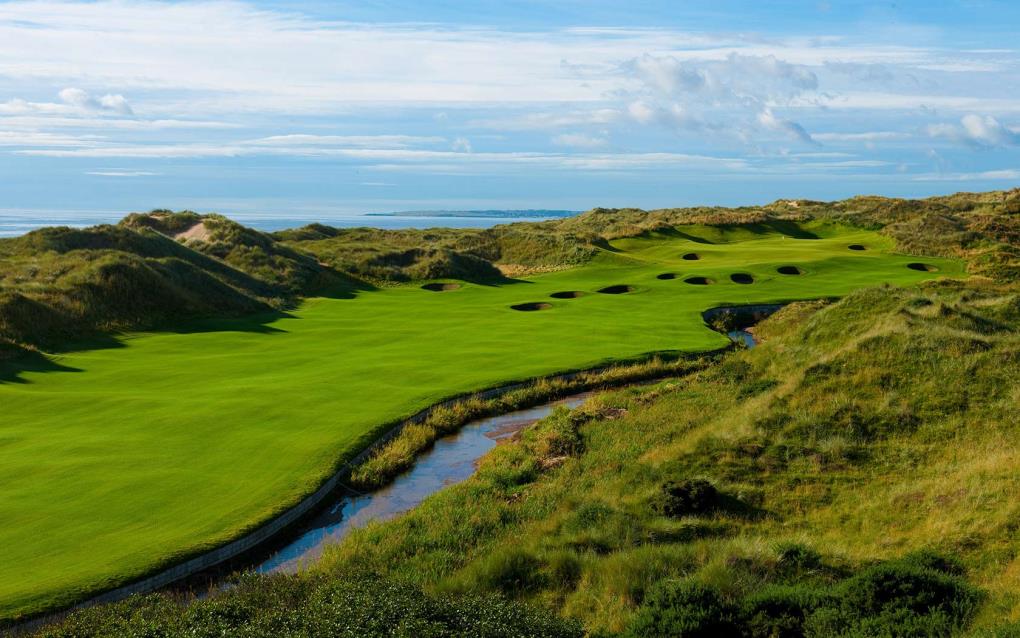 Venue - trump-international-golf-links-fairway-pot-bunkers