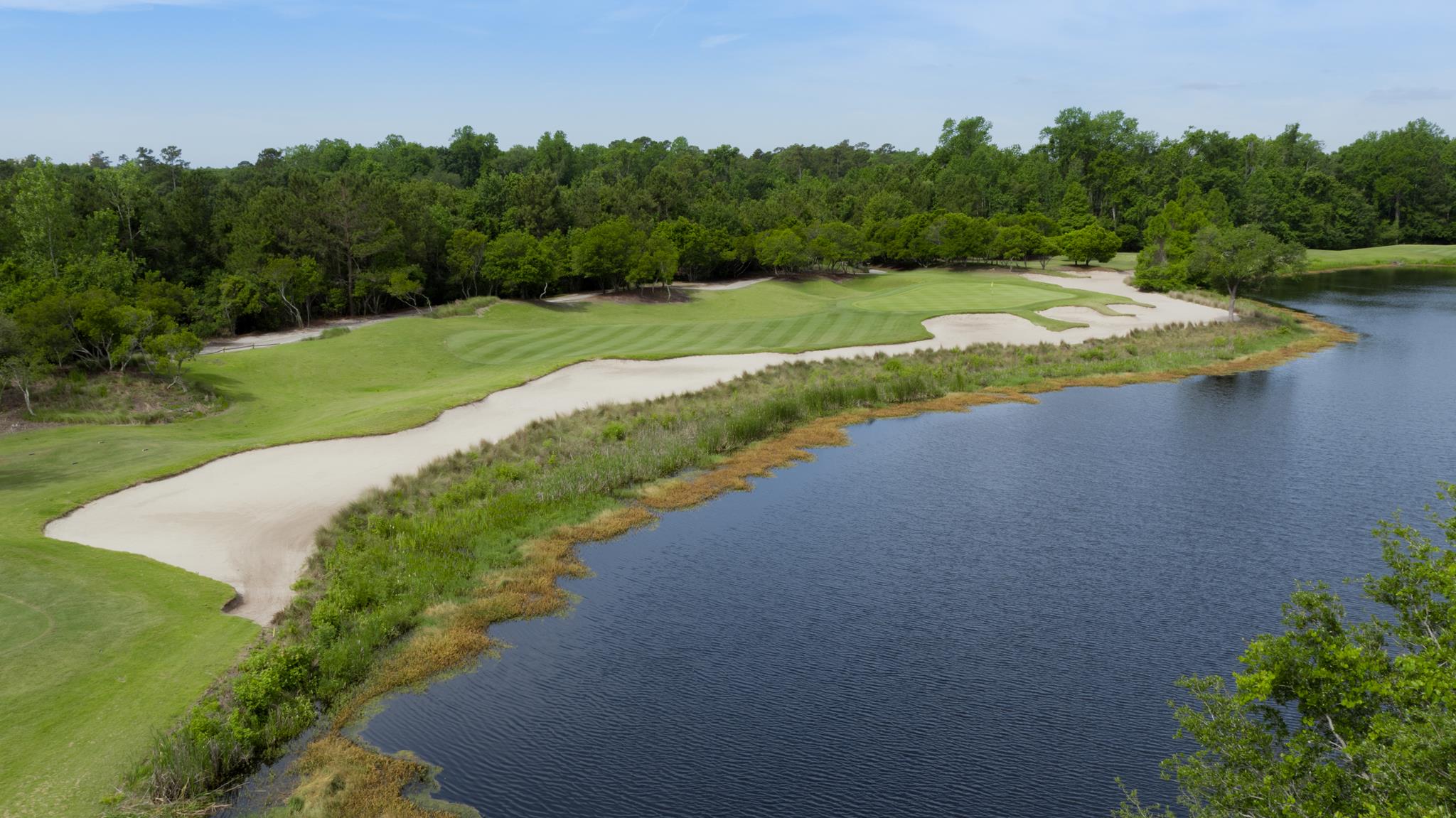 Barefoot Resort & Golf