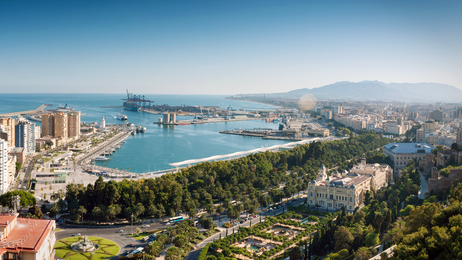 Malaga Golf Holidays (2024/25) Offers & Deals Golfbreaks