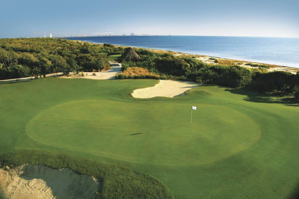 Venue - riviera-cancun-14th-hole