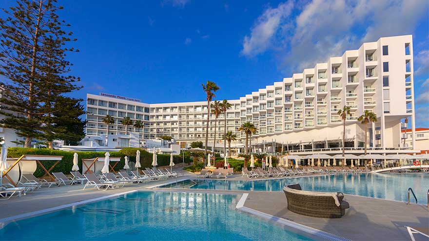 Leonardo Plaza Cypria Maris Beach Hotel & Spa