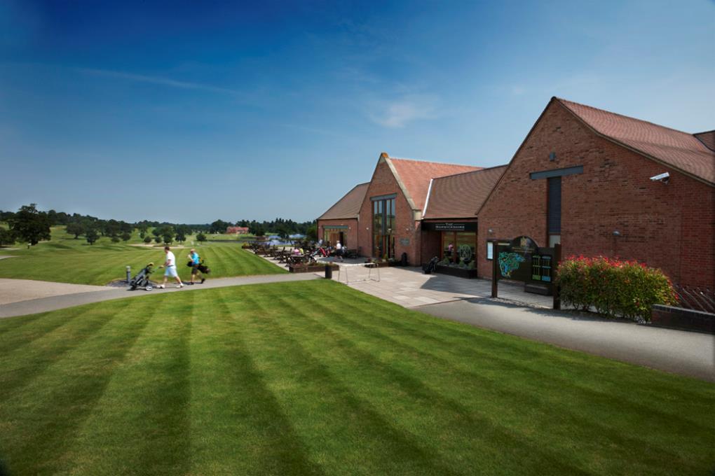 The Warwickshire Golf & Country Club Book with Golfbreaks