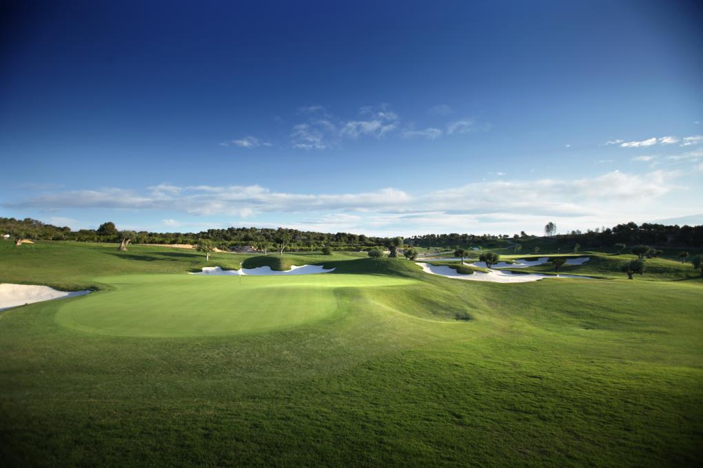 Las Colinas Golf & Country Club