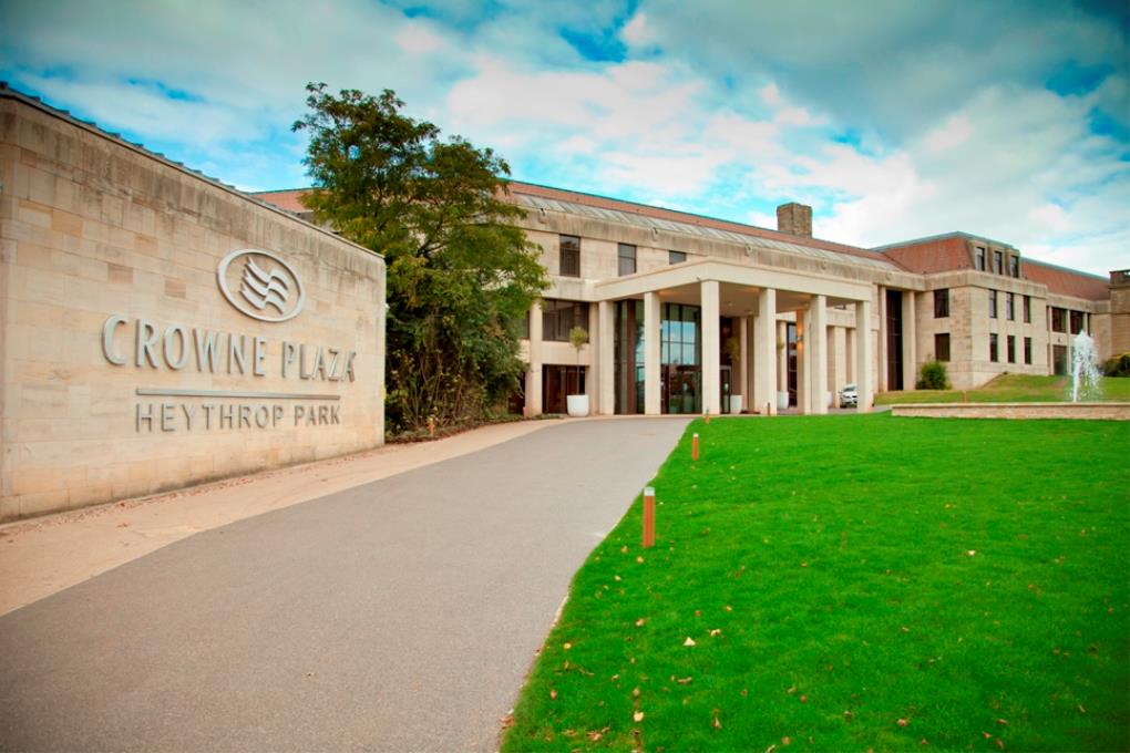 Venue - crowne-plaza-heythrop-park : crowneplazaopenning-exterior