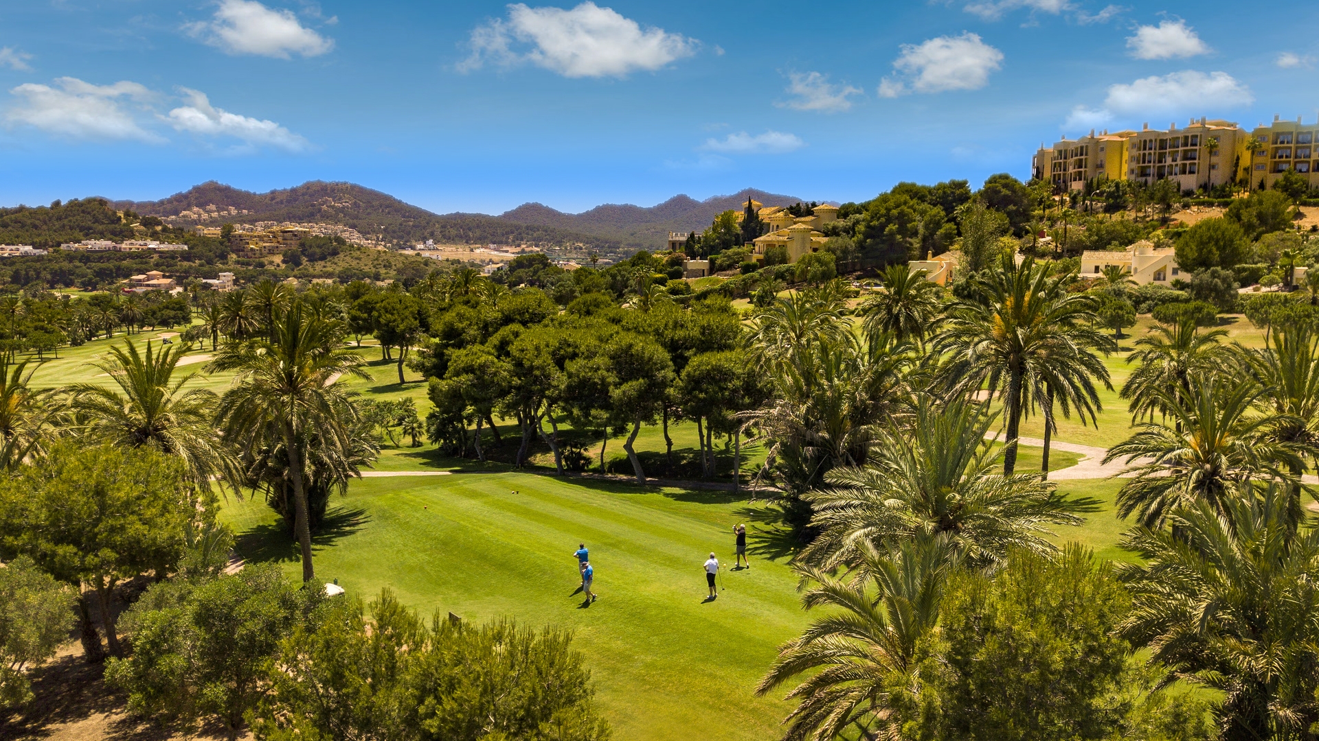 Sunny weather and an amazing course