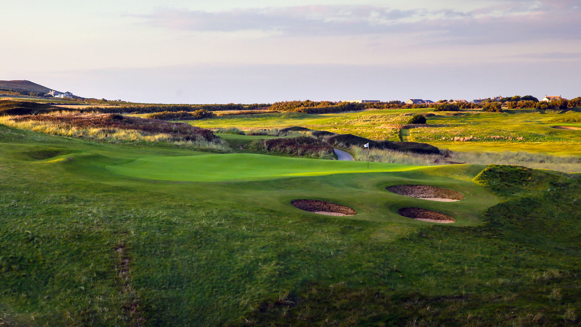 Bunker sheltered greens with beautiful surroundings