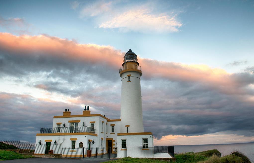 Venue - turnberry-golf : turnberry-lighthouse-1