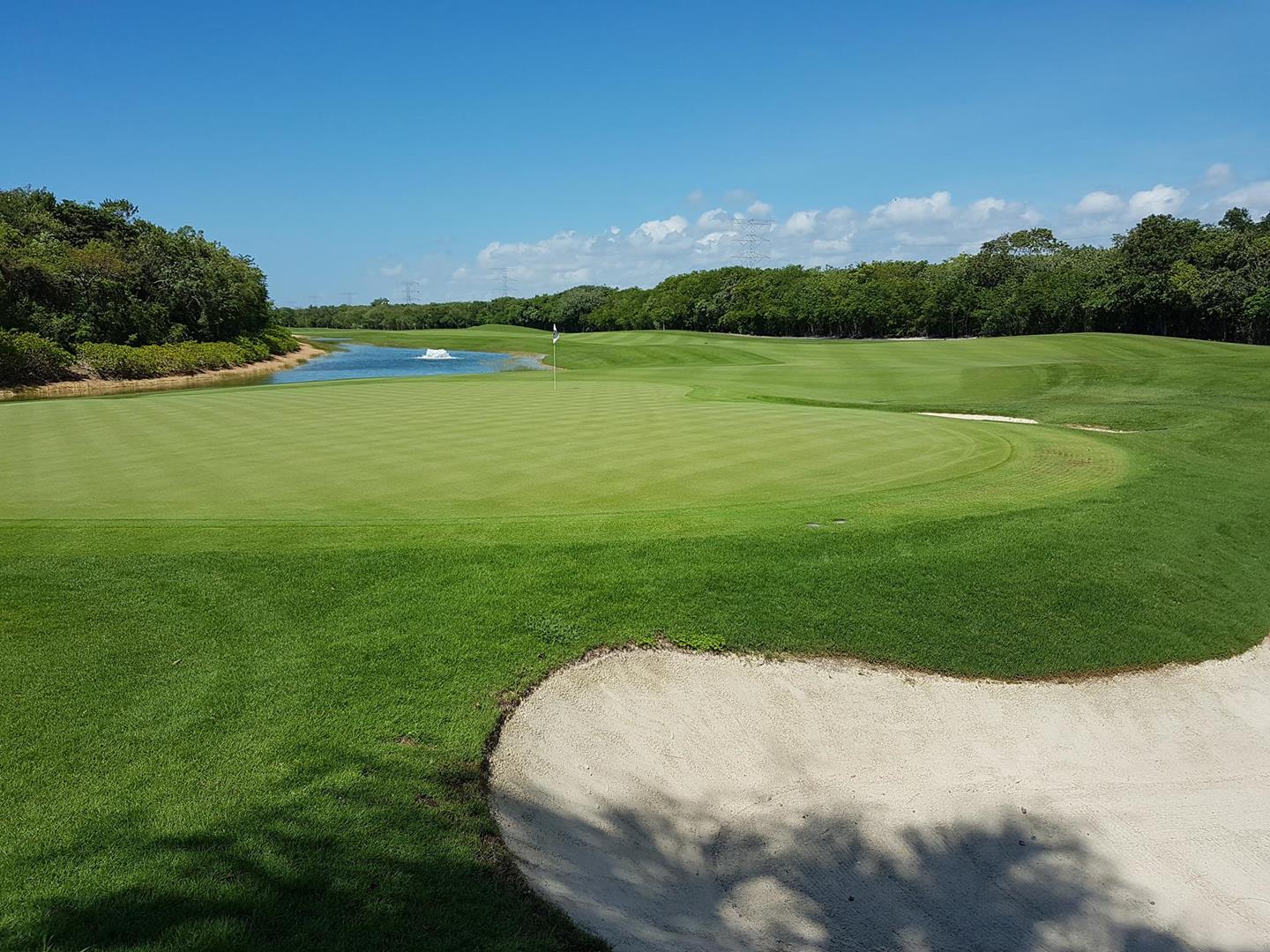 Gran Cayote Golf