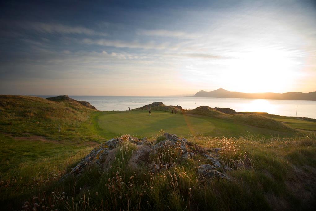 SAVE 40% | Play Nefyn & Porthmadog