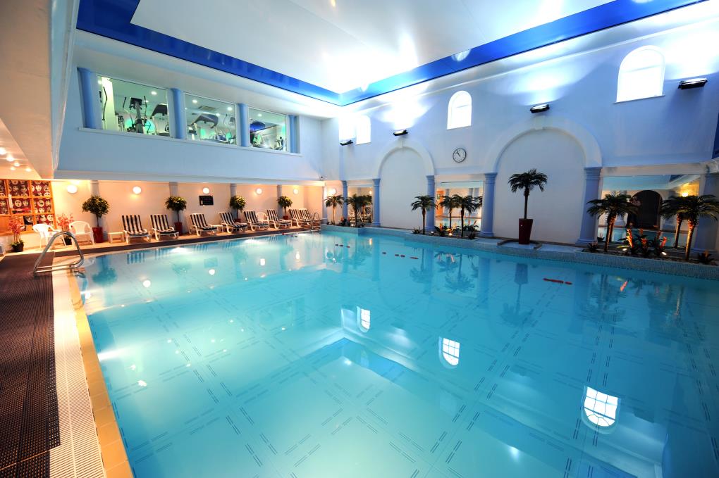 Venue - carden-park : carden-park-pool