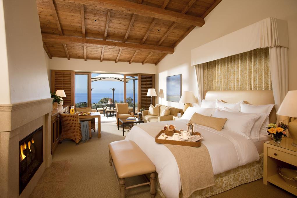 Venue - resort-at-pelican-hill : pelican-hill-bungalow-interior-1
