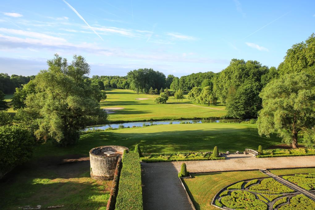 Golf course - golf-augerville : chateau-18th-1154