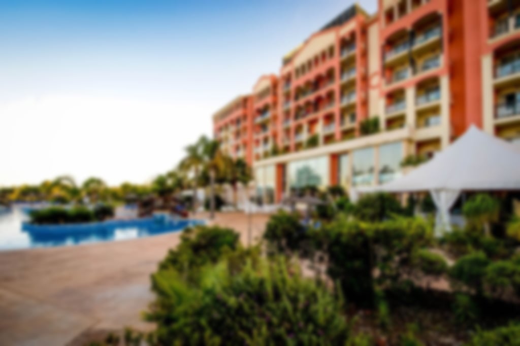 Exterior shot of Hotel Bonalba Alicante with outdoor pool