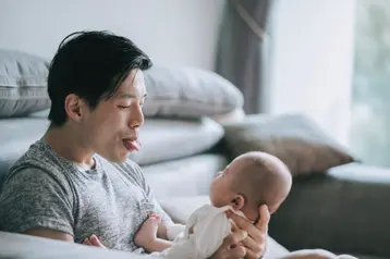 Paternity Leave: How to Support the Dads in Your Company