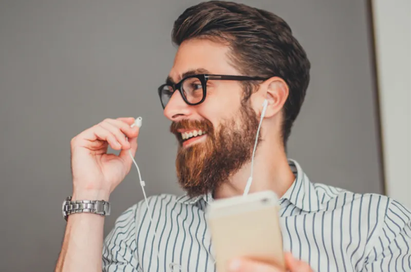 Get Ahead: Prepare now for open enrollment + competitive benefits eGuide