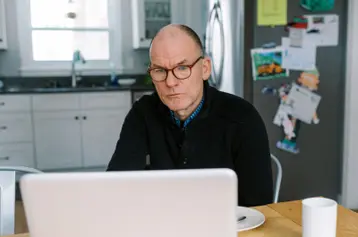 How HR Risk Mitigation from Outsourcing Provider Supports SMEs