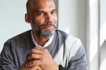 3 simple ways to break down your HR compliance tasks. Plus, our checklist!
