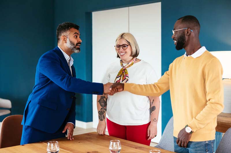 How Does Outsourcing Employee Benefits Management Help SMBs?