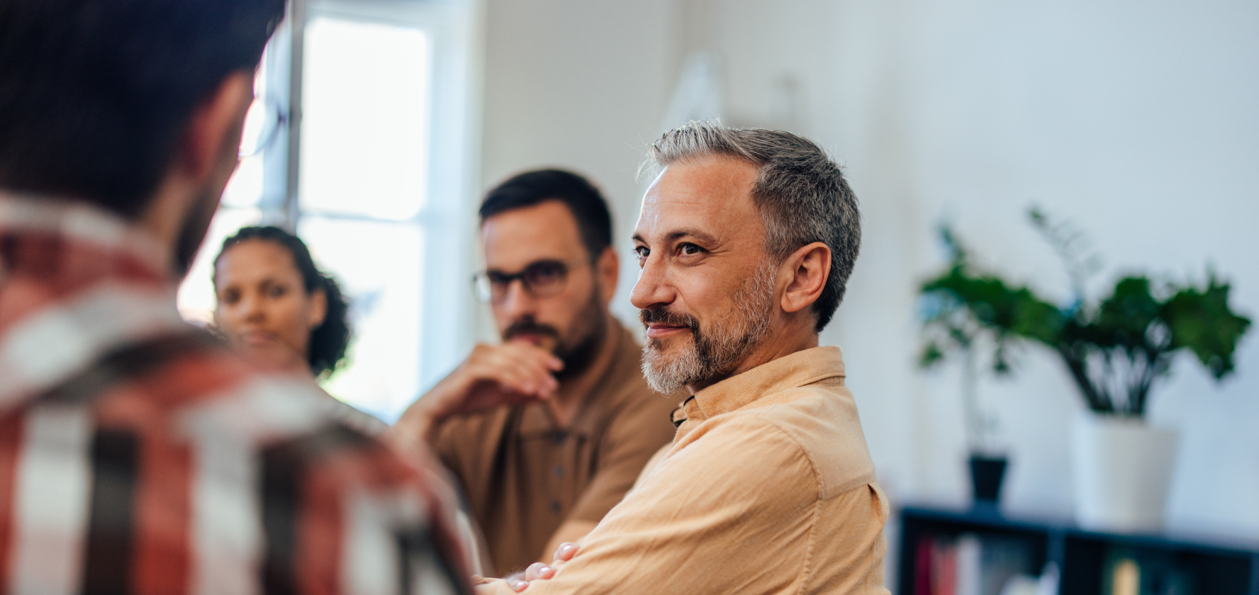 Affordable Employee Benefits for Small Businesses: How to Offer More Without In-House Management
