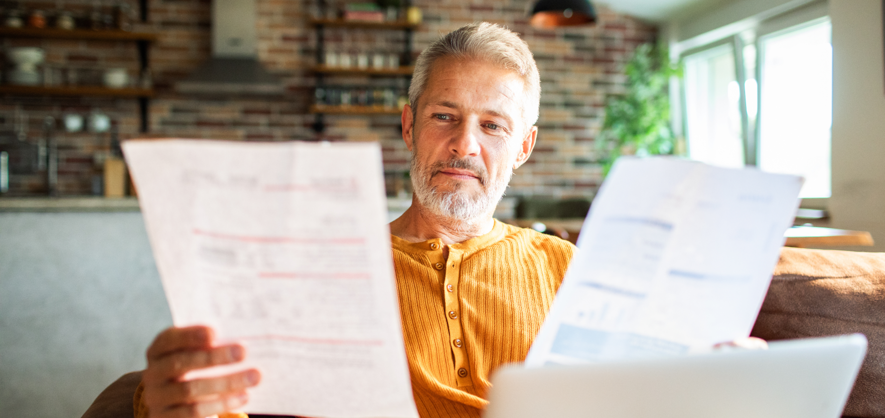 How to Compare PEO Benefits Administration: A 2026 Guide for Small Businesses