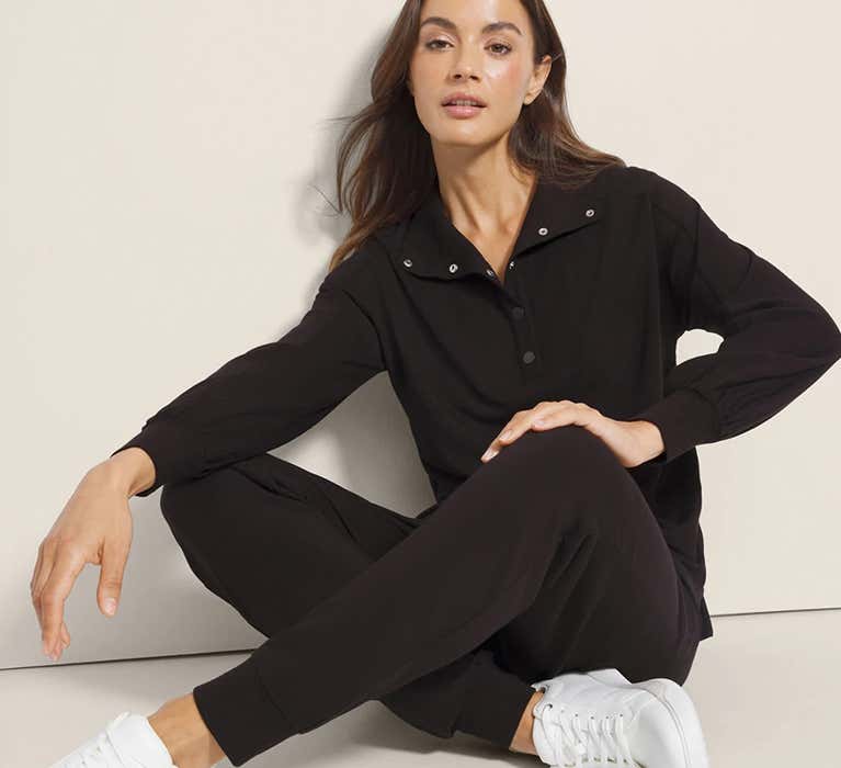 ESSENTIAL FALL FLEECE