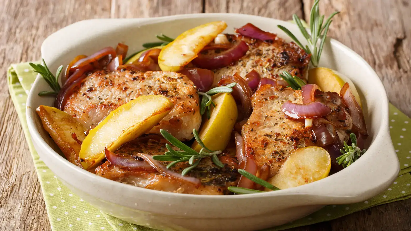 apple glazed pork chops