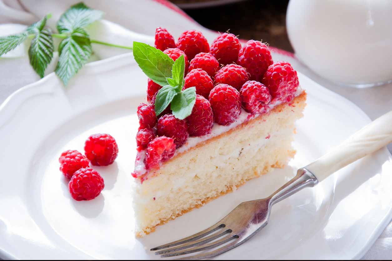 raspberry cake