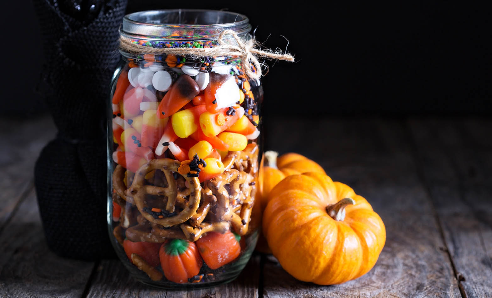 Fall spice snack mix