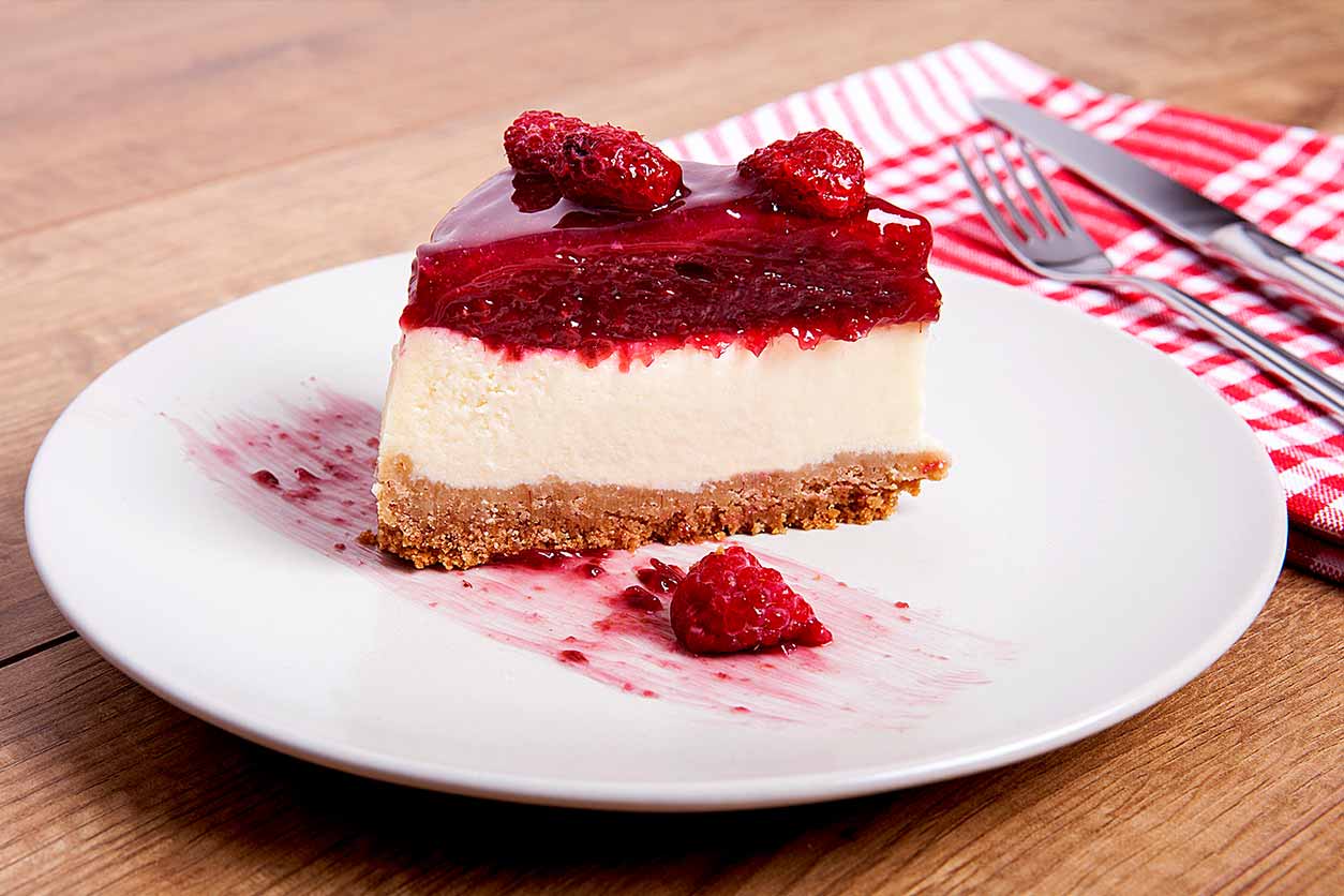white chocolate raspberry cheesecake