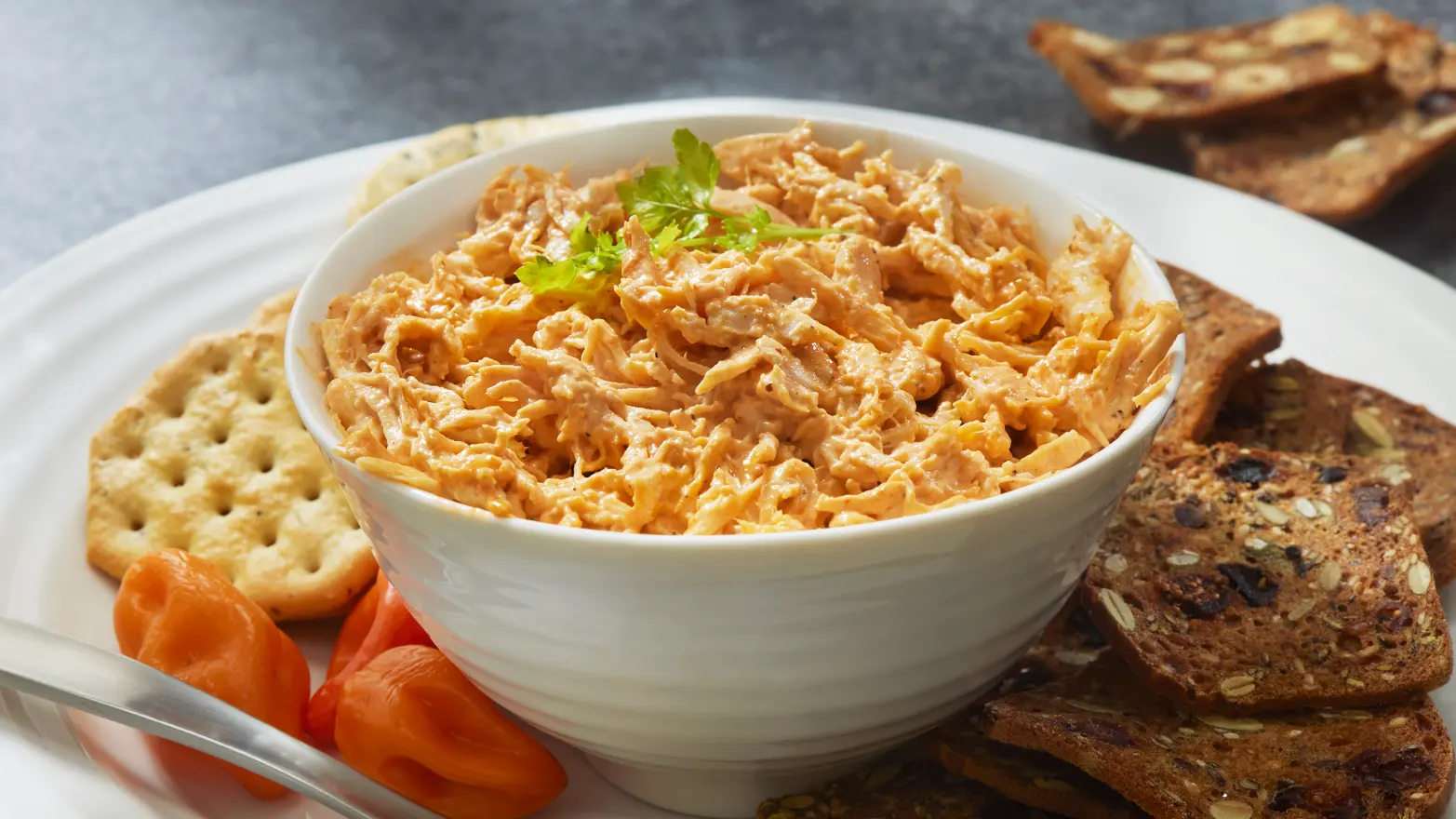 cottage cheese buffalo chicken dip