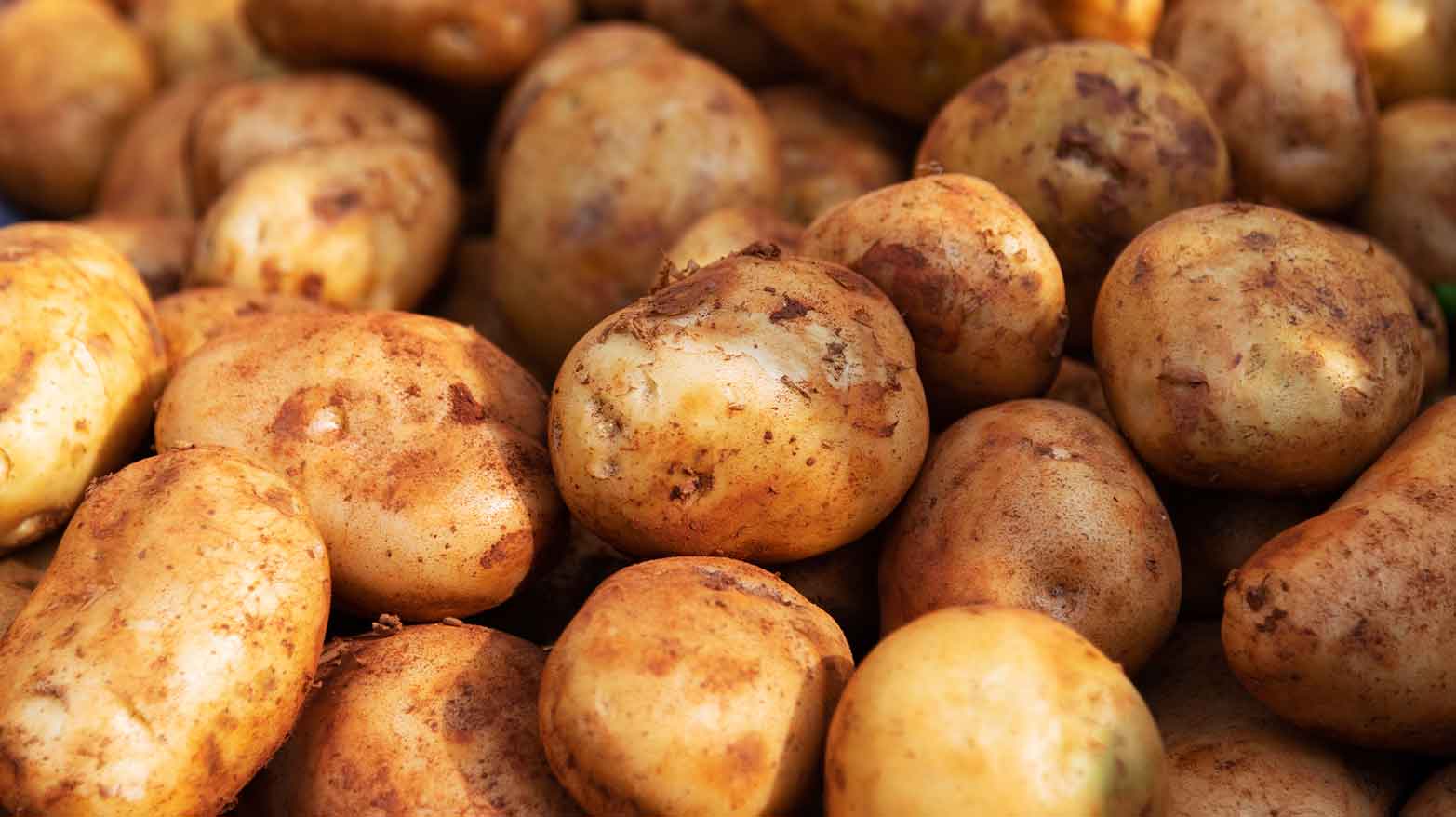 A pile of potatoes