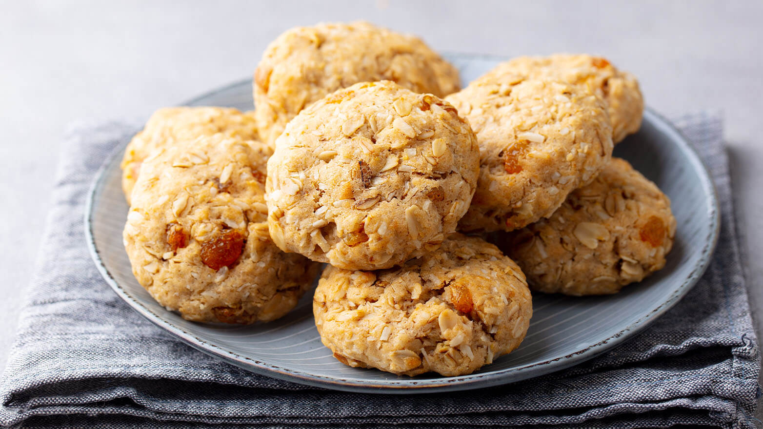 Milk Chocolate Apricot Cookies