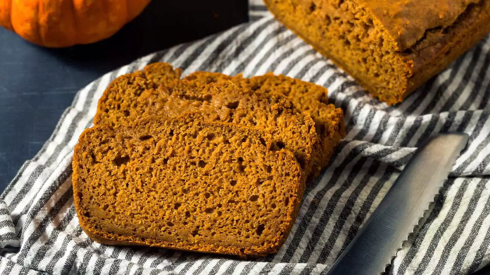 Pumpkin spice bread