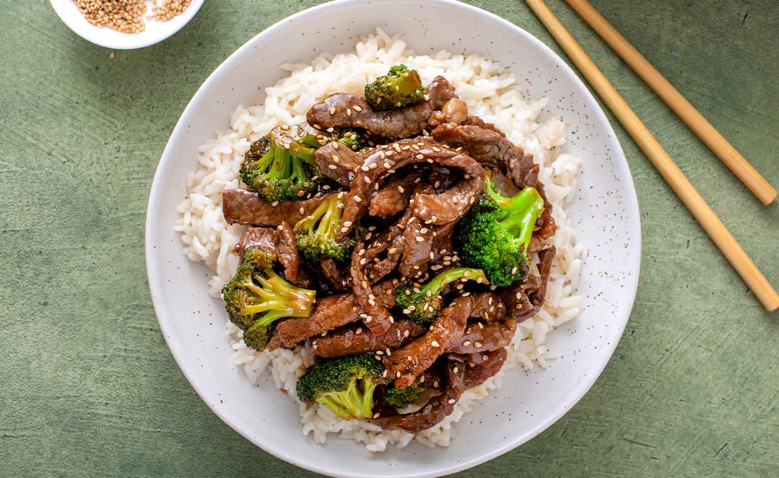 Stock image of beef and broccoli stir-fry
