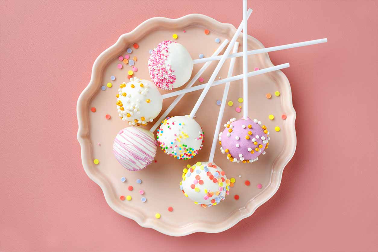 vanilla cake pops with sprinkles