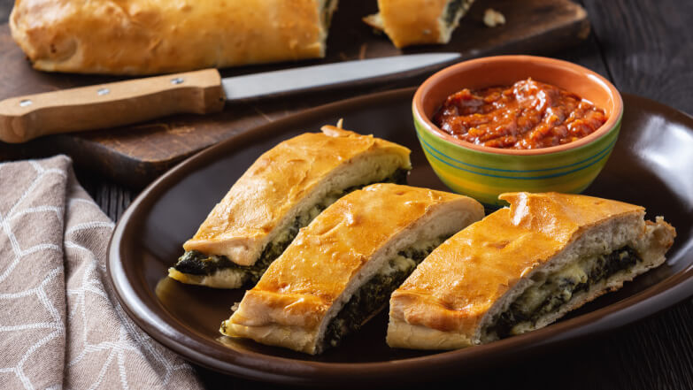 Mediterranean stromboli