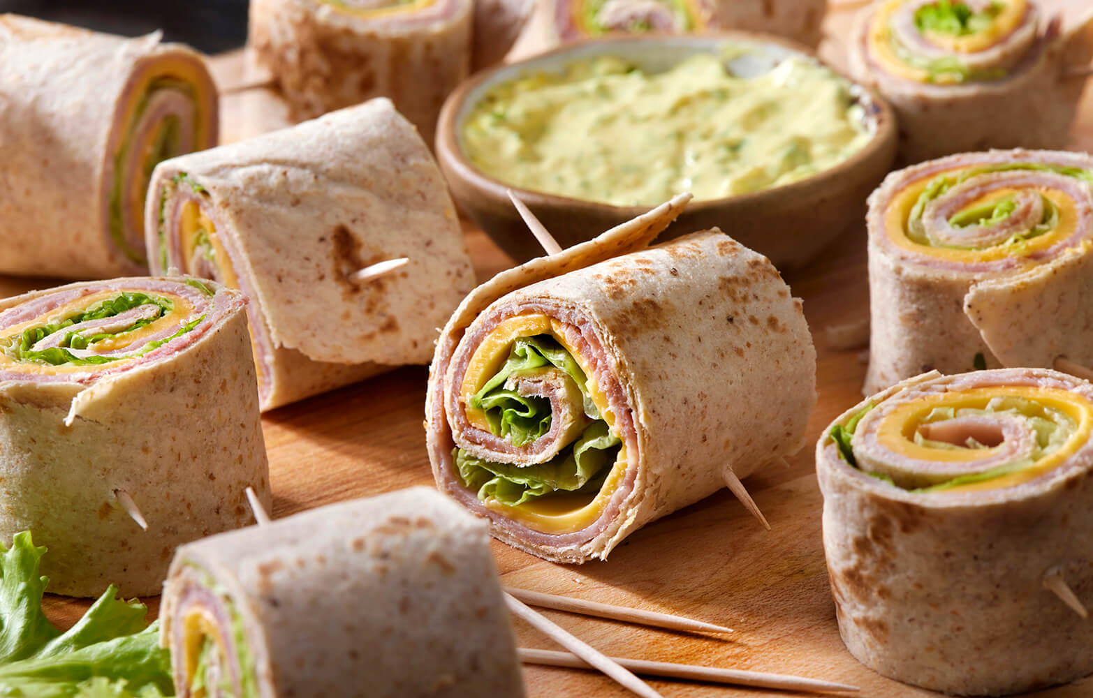 turkey and cheese tortilla roll-ups